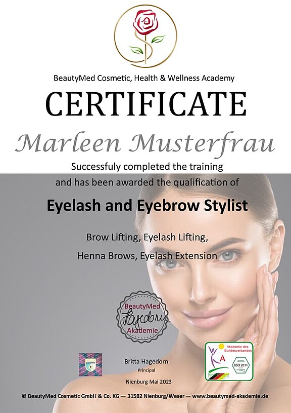 Musterfrau_Zertifikat_WimpernundAugenbrauenstylistin_ENGLISCH_optimiert.jpg 